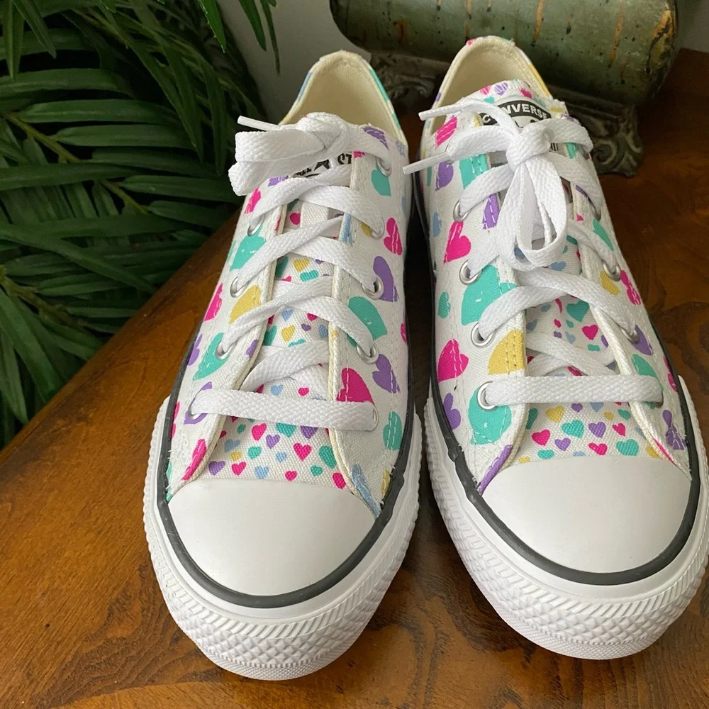 Converse Chuck Taylor All Star Hearts White Purple Multi Color Sneakers